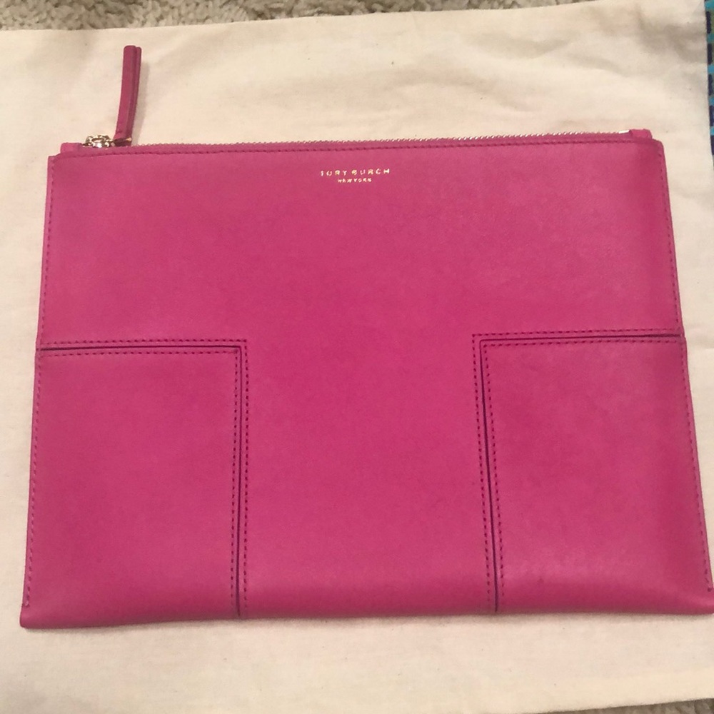 Block T Travel Pouch